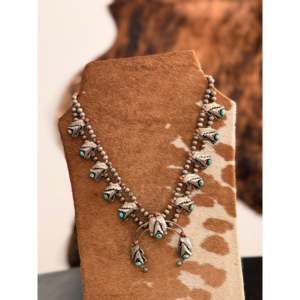 Collar Navajo Vintage de Plata de Ley con Múltiples Piedras, Hecho a Mano por Artesanos, Artículo de Colección Cultural - Product Image 3