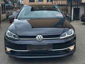 รถโฟล์คสวาเกน กอล์ฟ ปี 2018 ตัวท็อป ครบอุปกรณ์ - Product Image 3