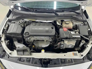 Chevrolet Cruze 2023 Muy Limpio, 1.5L Automático, Sedán, Pantalla Táctil, Faros LED, Auto de Segunda Mano con Cámara Trasera - Product Image 6
