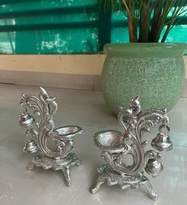 Campanas Diya de Plata Alemana Antigua de Diseño, Recuerdo de Boda, Regalo de Regreso, Diya de Metal Decorativo para el Hogar, Regalo de Inauguración de Casa, Regalo de Diwali - Product Image 4
