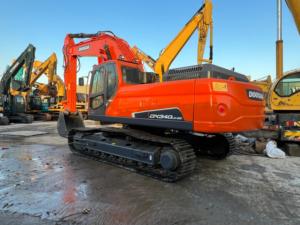 Excavatrice sur chenilles d'occasion Doosan DX340LC-9C, modèle 2023, 34 tonnes, moteur, engrenage, roulement, prix bas à vendre - Product Image 6