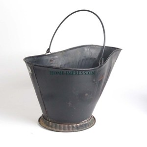 Seau à charbon fait main en métal galvanisé élégant fabriqué avec des seaux à manche en bois Ensembles de cheminée Accessoires d'intérieur et d'extérieur - Product Image 2