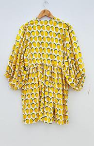 ชุดเดรสสั้นสำหรับผู้หญิงชุดเดรสมินิเดรสพิมพ์ลายดอกไม้ยาวบล็อกคอลึกพร้อมเชือกรัด - Product Image 2