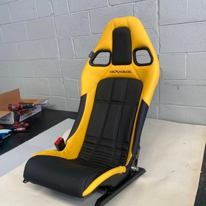 Asiento Deportivo Universal de Alta Calidad, Reclinable, de Cuero PVC Negro con Amarillo, Serie VIPER, al Mejor Precio - Product Image 6