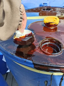 กากน้ำตาลอ้อยสำหรับใช้ในการผลิตอาหารสัตว์ในฟาร์ม - Product Image 5