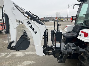 Bobca CT5550 w/ BH86-5 Tracteur compact multifonctionnel Massey Ferguson d'occasion avec moteur Kubota et pompe pour l'agriculture agricole - Product Image 3