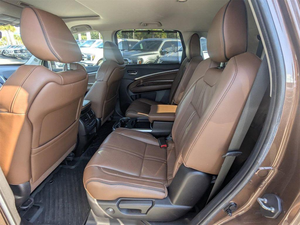 ACURA MDX SUV 2019 Usado, Automático, 6.1-8L, Volante a la Izquierda, Asientos de Cuero Oscuro, Neumáticos R21, Portaequipajes Metálico, Paquete Advance - Product Image 5