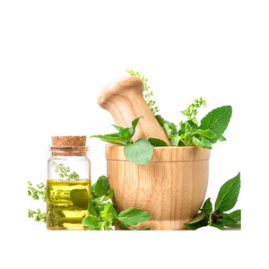 Produit de vente chaud Huile de basilic Huile naturelle fraîche et pure Excellente qualité au prix le plus bas par les exportateurs - Product Image 3