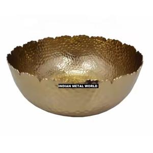 Accueil Plateau de table Plat à dessert Bol de service en métal doré martelé antique pour hôtels mariages Bol à chocolat moderne poli - Product Image 1