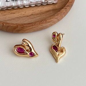 Pendientes finos de moda con diseño elegante de rubí dorado para mujer - Product Image 1