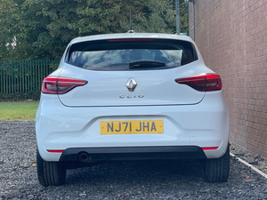 2021 Renqult Clio 1.0 SCe Play 65ps soigneusement - Product Image 5