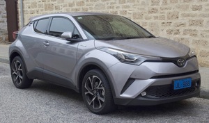 รถยนต์มือสอง Toyota C-HR เครื่องยนต์ 2.0 ลิตร SUV ขนาดกะทัดรัด พวงมาลัยซ้าย ระบบ ESP ถุงลมนิรภัย 8 จุด เกียร์อัตโนมัติ เบาะหน้าปรับอุณหภูมิได้ จอสัมผัส 12.8 นิ้ว ขาย - Product Image 6