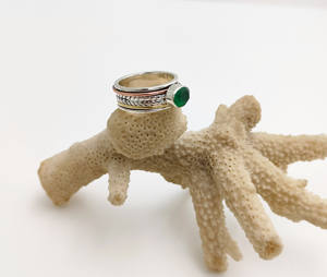 แหวนเงินสเตอร์ลิงธรรมชาติสำหรับ925อัญมณีสีเขียวเคลือบทองพลอยนิลดีไซน์เป็นของขวัญแต่งงาน - Product Image 4