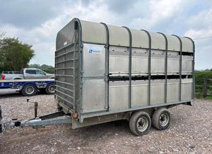 Envío Gratuito, Remolque para Ganado, Plataformas para Ovejas, 3500 kg de Peso Bruto, Puertas Divisorias, 12 pies x 6 pies, Parte Superior Desmontable para un Transporte Seguro de Animales - Product Image 5