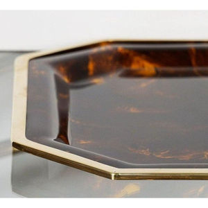 Plateau en corne de designer pour une présentation de nourriture élégante, idéal pour les célébrations, les occasions spéciales et les rassemblements chics - Product Image 5