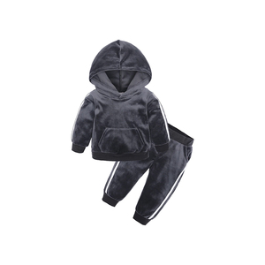 Conjuntos Deportivos de Terciopelo para Niñas, Ropa de Invierno de Diseño de Moda, Trajes Deportivos de Felpa para Niños - Product Image 3