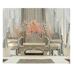 Canapé d'amour style moustache avec chaise pour mariage, élégant canapé de scène de mariage avec chaises, canapé sculpté à la main style Maharaja argenté - Product Image 1