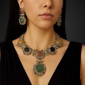 Ensemble de collier attrayant de meilleure qualité plaqué or avec pierres avec boucles d'oreilles Fonction Collection de vêtements de fête de mariage pour les femmes - Product Image 1