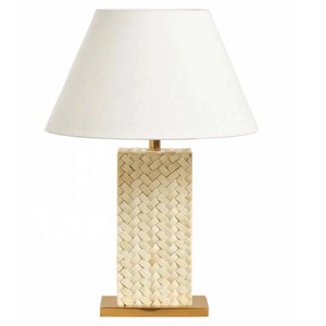 Lampe de table design moderne Lampe de chevet élégante, parfaite pour chambre, salon, bureau ou bureau - Product Image 1