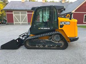 Cargadoras telescópicas 2022 JCB 3TS-8T con componentes de caja de cambios de bomba de motor central - Product Image 4