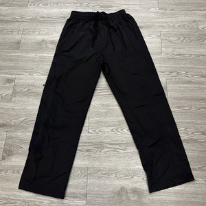 2025 High Quality Custom Embroidery logo Loose Baggy <b>Nylon</b> Track Pants Waterproof Windbreak Polyester Trousers for Men - Product Image 5