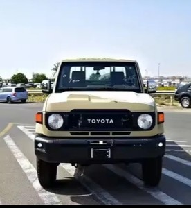 Mới được sử dụng toyotas Land cruisers 79 LC <span class=keywords><strong>4</strong></span> 5 D4D <span class=keywords><strong>LX</strong></span> V8 cabin đơn 4x4 Pickup ghế da bakkie - Product Image 4