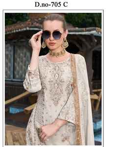 Lujosa Georgette Shalwar Kameez con elegante trabajo Dupatta Khatli y detalles de parches para ocasiones tradicionales. - Product Image 1