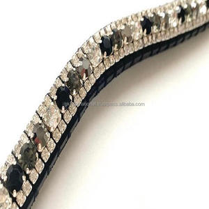 Cuir de cheval Diamante 3 rangées de cristaux noirs et clairs Bandeau à sourcils toutes formes toutes couleurs disponibles OEM accepté en gros bandeau à sourcils - Product Image 1