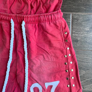 Short de sport personnalisé de haute qualité avec rivets pour hommes Short de sport en coton à cordon de serrage style streetwear - Product Image 3