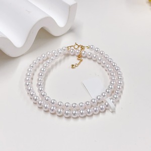 Collar de Perlas de Agua Dulce Blancas Redondas de Grado AAA con Cierre Chapado en Oro, Clásico para Uso Diario de Mujer - Product Image 1