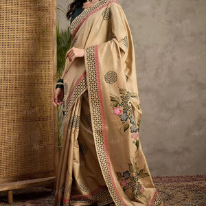 Saree en soie Kozi peint à la main au pinceau avec chemisier Banglory teint assorti Tissu d'art traditionnel élégant pour les femmes Saris doux - Product Image 1