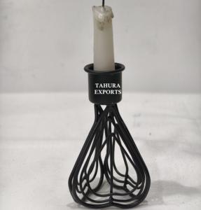 Small <b>Wire</b> Candle Holder With Simple Metal Frame Designed For <b>Soft</b> Ambient Lighting In Modern And Elegant Interiors - Product Image 6