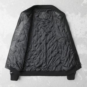 Chaqueta de Motociclista de Cuero Genuino para Hombre de Negocios, Cálida para Invierno, con Cuello Mao, Bolsillos con Cremallera y Corte Ajustado - Product Image 5