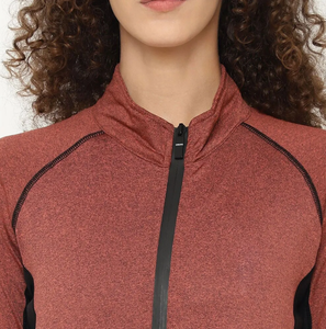 Vêtements de sport OEM personnalisés, mode de haute qualité, survêtement de sport pour femmes, vêtements de course, survêtement pour femmes avec logo personnalisé imprimé - Product Image 6