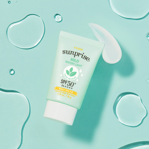 ครีมกันแดด ET Sunprise Mild Watery Light SPF50 PA+++ ขายส่ง เนื้อบางเบา ไม่เหนียวเหนอะหนะ ละลายน้ำได้ ทาเรียบเนียน - Product Image 2