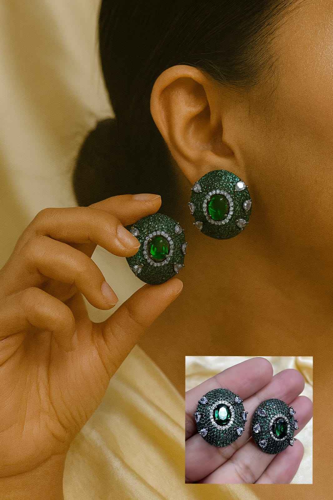 สีเขียวเข้ม