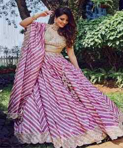 Moda Georgette bordado secuencia trabajo Lehenga Choli con Dupatta precio al por mayor Ropa Étnica Surat Shalwar Kameez - Product Image 3