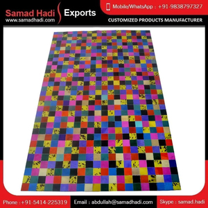Tapis en laine et cuir de vachette faits main, chic et confortables, broderie de poils luxueuse, design moderne, chaleureux et accueillant, pour toute pièce, vente en gros - Product Image 4