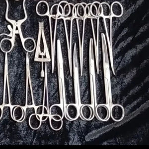 Kit de Instrumentos Quirúrgicos para Cirugía Plástica, 72 Unidades, Calidad Premium, Acero Inoxidable, Certificado CE ISO POR DEBONAIRII - Product Image 3