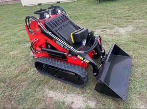 ENVÍO GRATUITO Ditch-Witch 1550 Mini Cargadora Compacta con Certificación EPA y CE, Cilindro Hidráulico Eaton, Motor Principal, Bomba, Caja de Cambios, Engranaje, PLC - Product Image 5