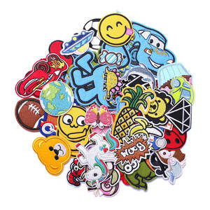 Logo personnalisé étiquettes de vêtements patchs en PVC pour vêtements patch de broderie fer sur coudre sur tissu sergé tissu badges brodés - Product Image 2