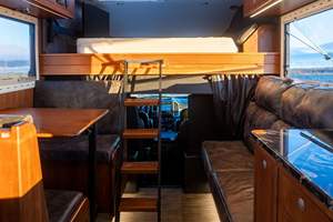 Camioneta Ford F-550 Super Duty 4x4 EarthRoamer Xpedition XV-LTS 2018 Usada en Buen Estado, Autocaravana de Lujo Todoterreno, 12600 Millas, Motor Turbodiésel - Product Image 5