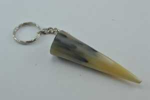 พวงกุญแจเขาควายขัดเงาทำมือ งานฝีมือจากธรรมชาติ ดีไซน์รูปทรงนางฟ้า ของตกแต่งบ้าน ของขวัญงานแต่งงาน - Product Image 2