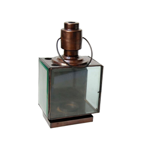 Lanterne à bougie en fer fini bronze de grande taille pour la décoration de la maison et du jardin Lanterne à bougie en métal de conception faite à la main en usine - Product Image 1