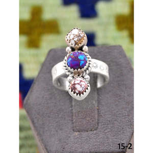 Bague artisanale du Sud-Ouest en magnésite violet dahlia et cheval sauvage avec argent sterling, ajustable, idée cadeau - Product Image 3