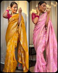 Vêtements ethniques indiens royaux mettant en vedette des saris en soie élégants - Product Image 3