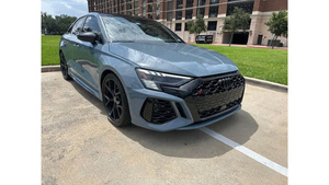 Audi RS 3 Sedán 2024 Usado en Excelentes Condiciones - Product Image 3