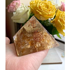 พลอยปิรามิดบำบัดแบบอินเดียใช้หินจักระสำหรับบรรเทาความเครียดและการเติบโตทางจิตวิญญาณ - Product Image 1