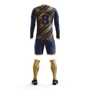 Uniforme de fútbol personalizado, Jersey de manga completa, fabricante y exportador de uniformes de equipo y ropa deportiva de etiqueta privada - Product Image 3