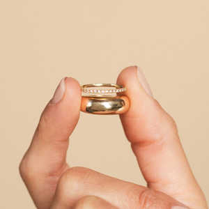 Bague demi-éternité en or 14K 0.10ctw pavé de diamants personnalisable en or massif avec diamant plus épais et arrondi réglage parfait de la lunette - Product Image 4